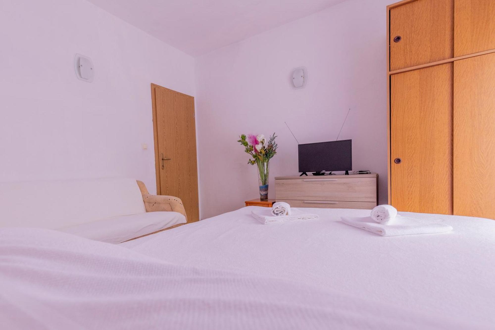 Apartments By The Sea Zuronja, Peljesac - 10137 Brijesta Room photo