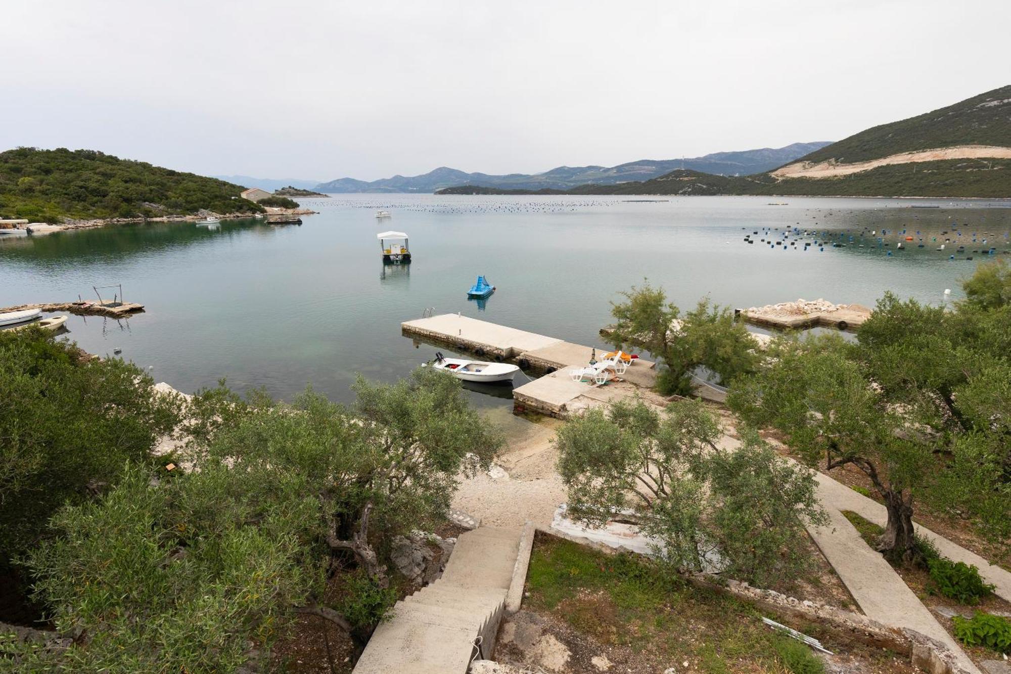 Apartments By The Sea Zuronja, Peljesac - 10137 Brijesta Exterior photo