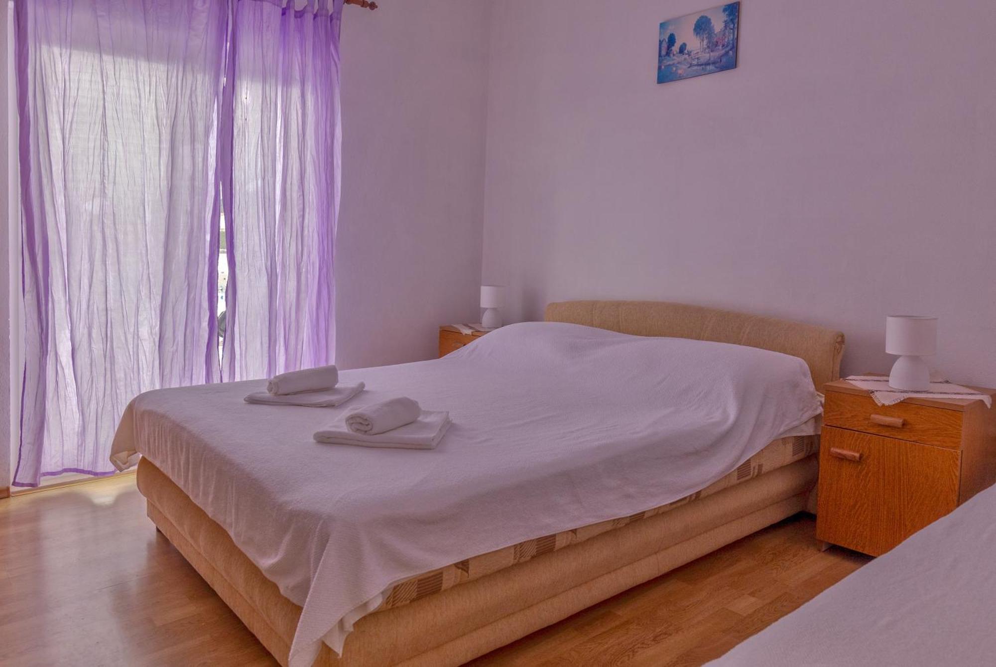 Apartments By The Sea Zuronja, Peljesac - 10137 Brijesta Exterior photo